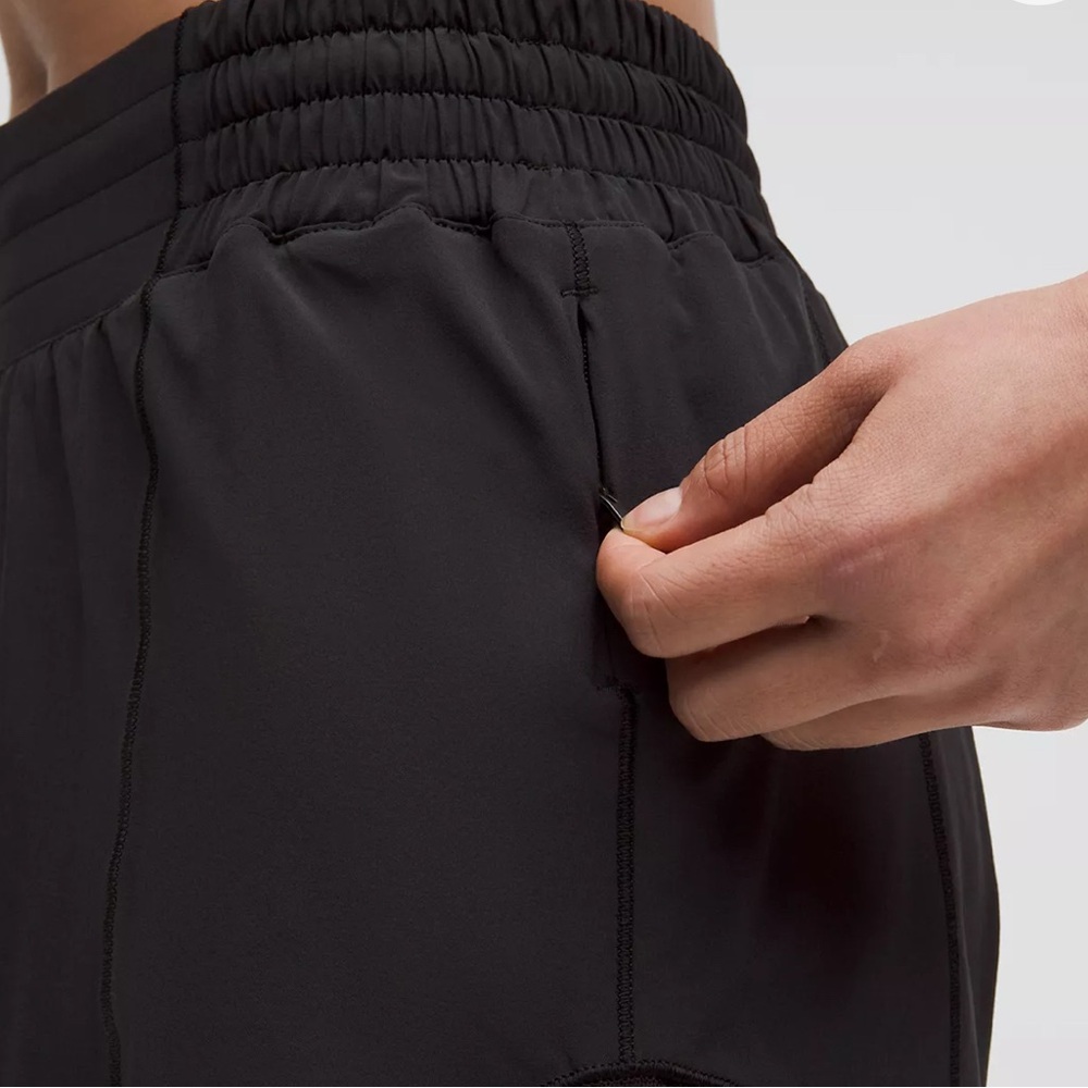 Lululemon Black Hotty Hot High-Rise Lined Short 4" - Picture 4 of 8